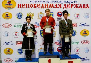 В Тольятти прошли межрегиональные соревнования по фланкировке шашкой