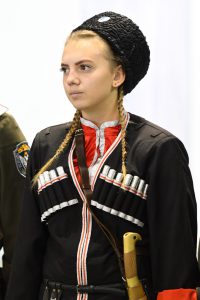 В Тольятти прошли межрегиональные соревнования по фланкировке шашкой