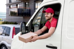 В Самарской области зарплаты курьеров увеличились на 19% за год